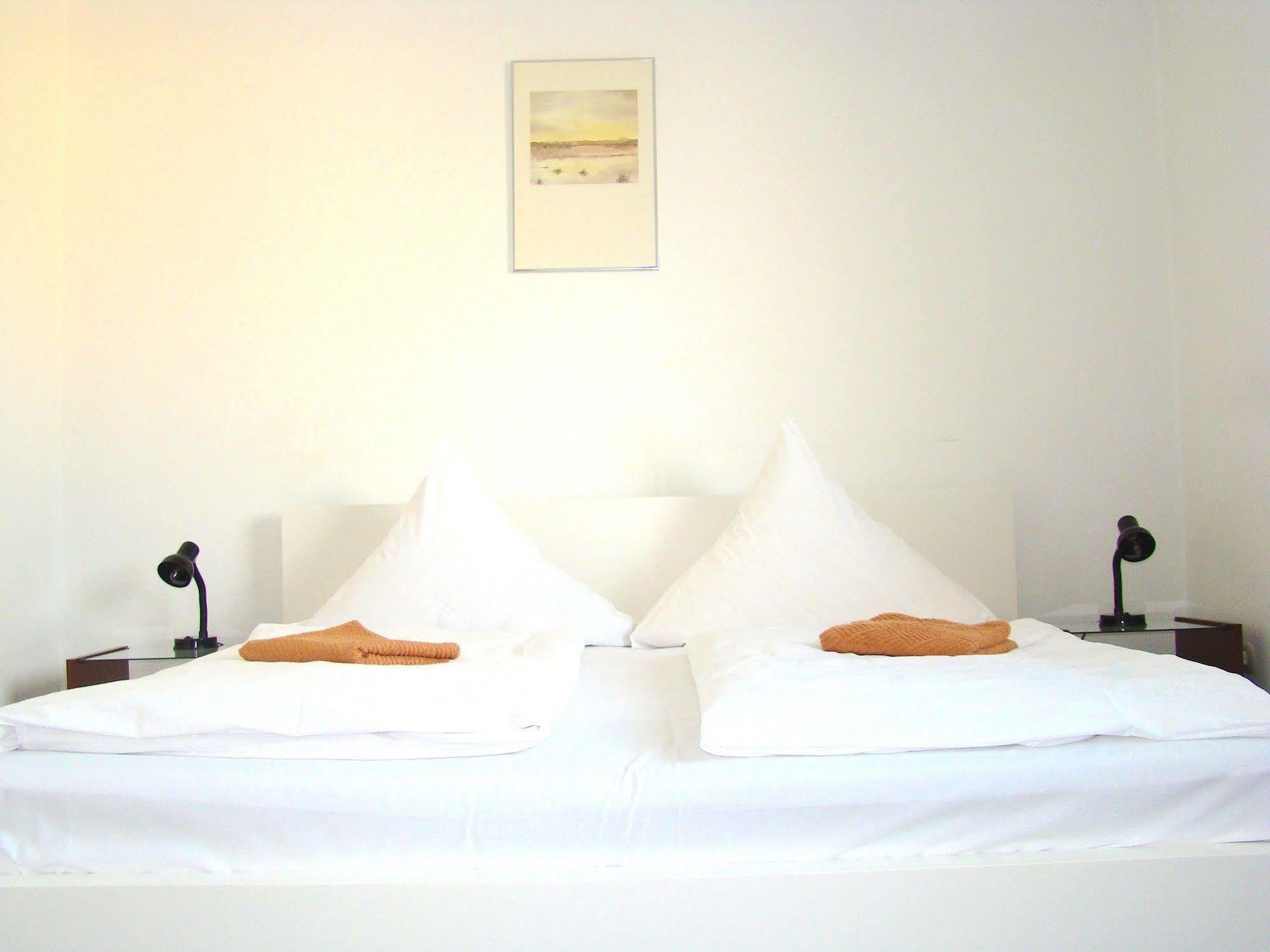 Bnb Near Brandenburg Gate - Rooms & Apartments Berlin Exterior photo