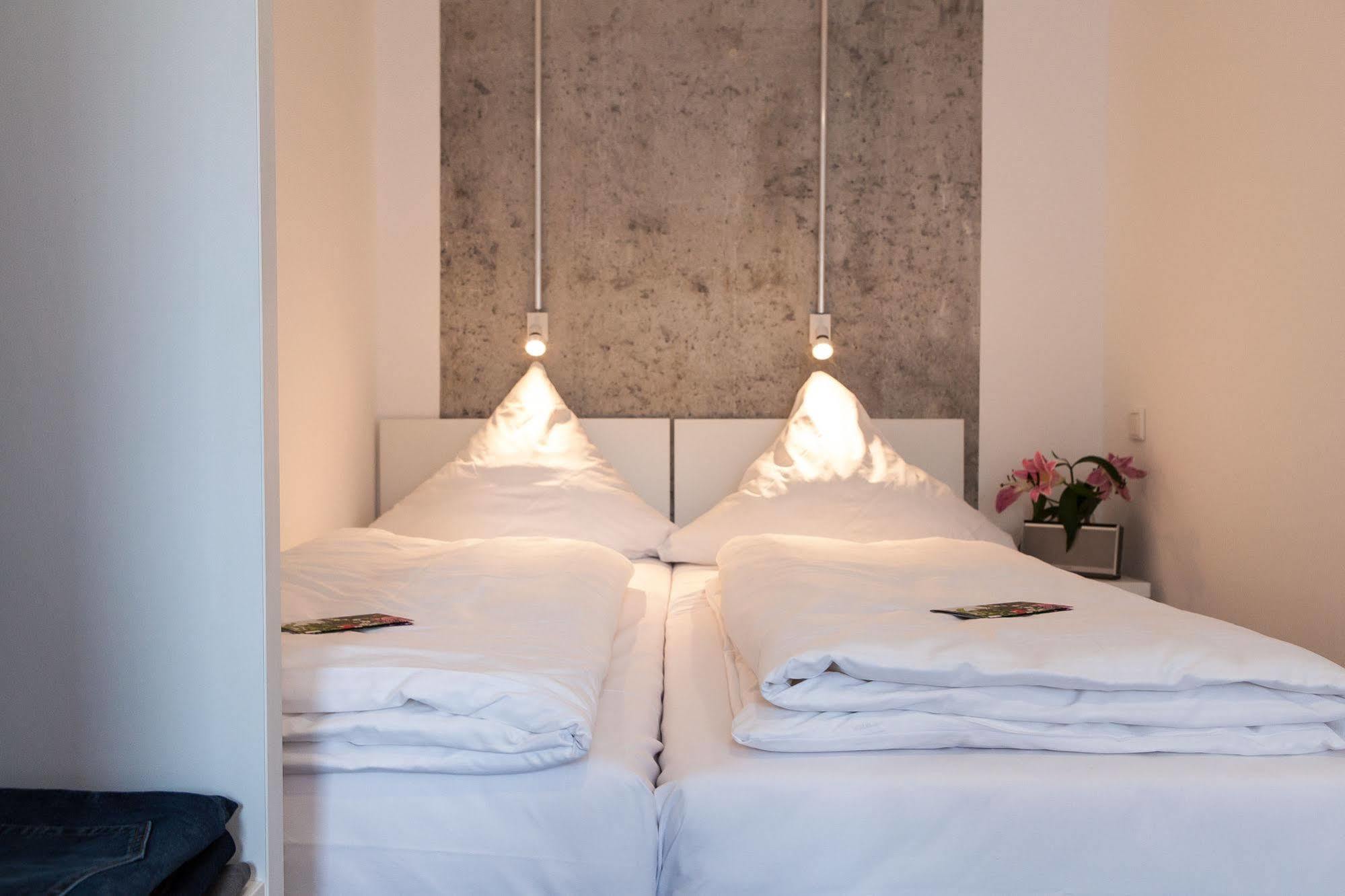 Bnb Near Brandenburg Gate - Rooms & Apartments Berlin Exterior photo