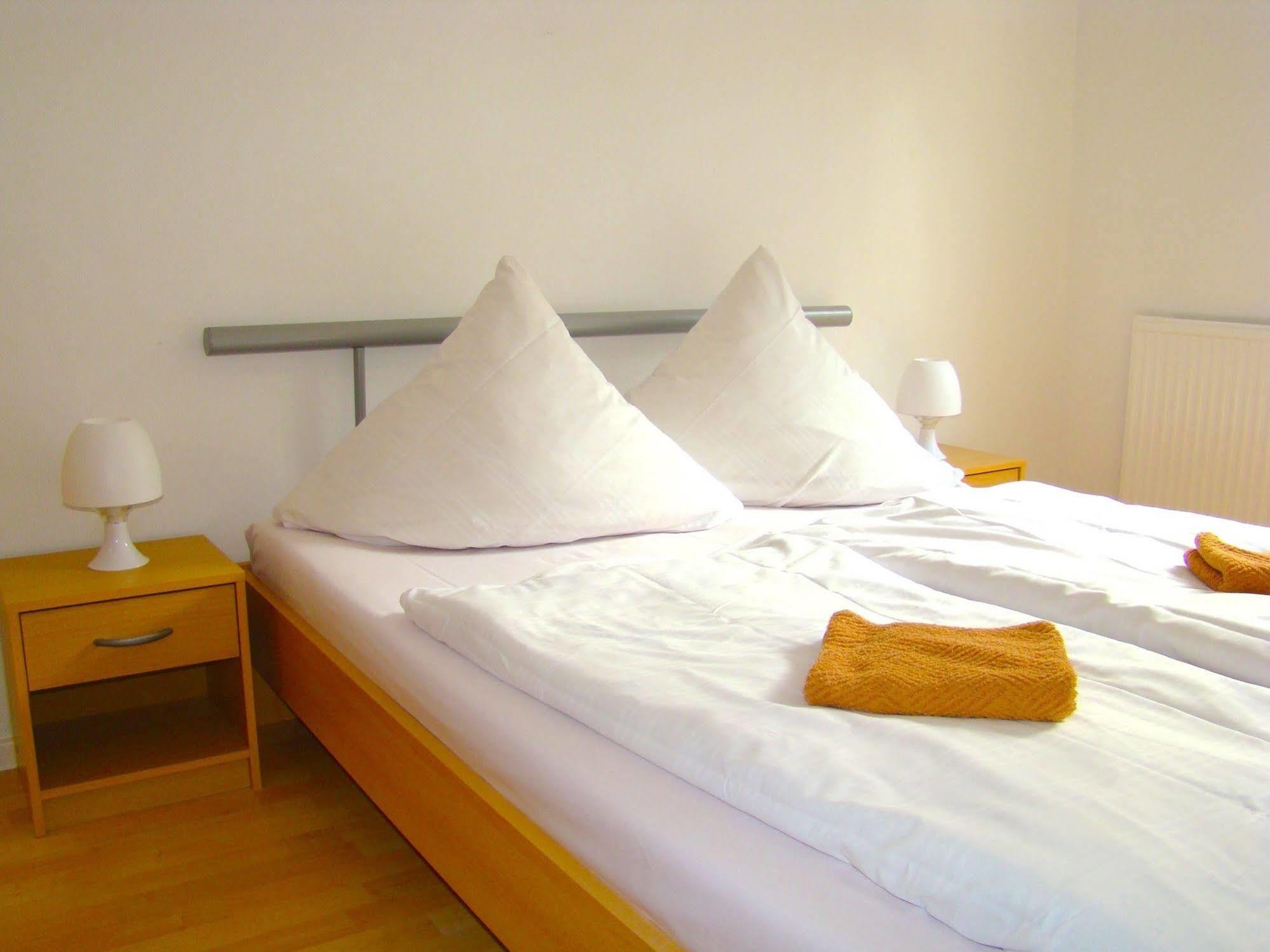 Bnb Near Brandenburg Gate - Rooms & Apartments Berlin Exterior photo